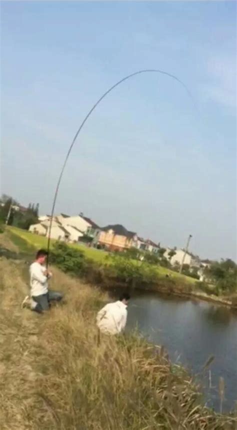 夢見別人釣魚|夢見別人釣魚是什麼意思